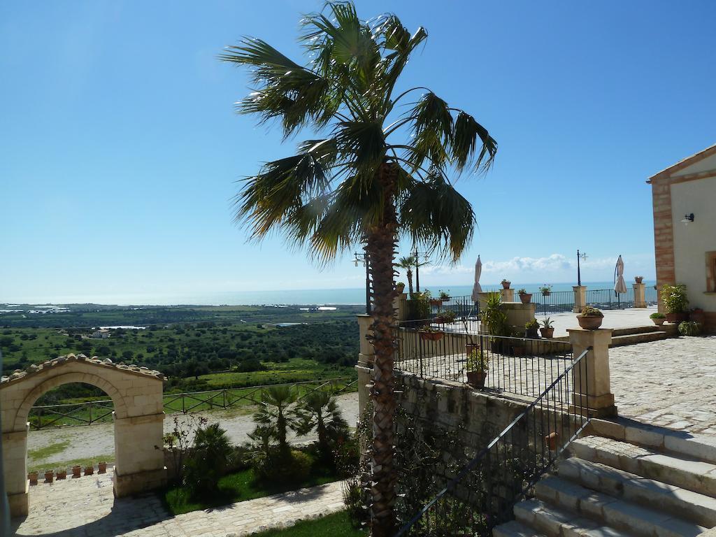 Silva Suri Guest House Marina di Ragusa Exterior photo