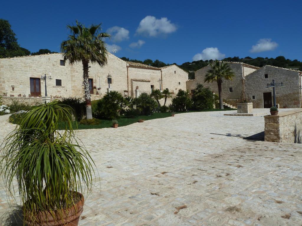 Silva Suri Guest House Marina di Ragusa Exterior photo